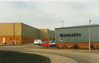 Histoire entreprise image de la première usine Numatic